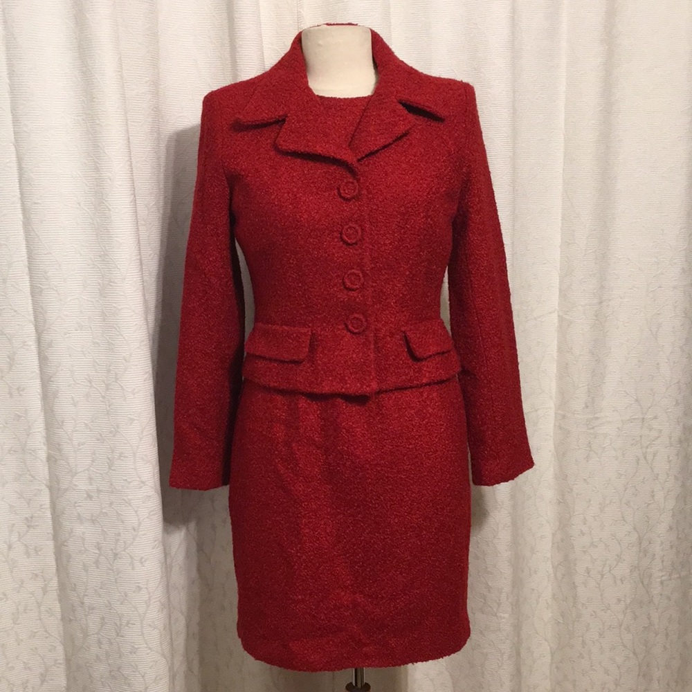 Laundry by Shelli Segal, Red Boucle dress suit